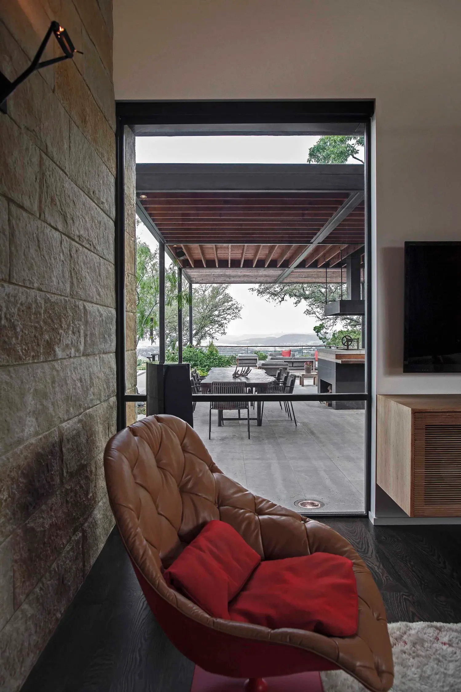 Lake View Residence — gallery image 3